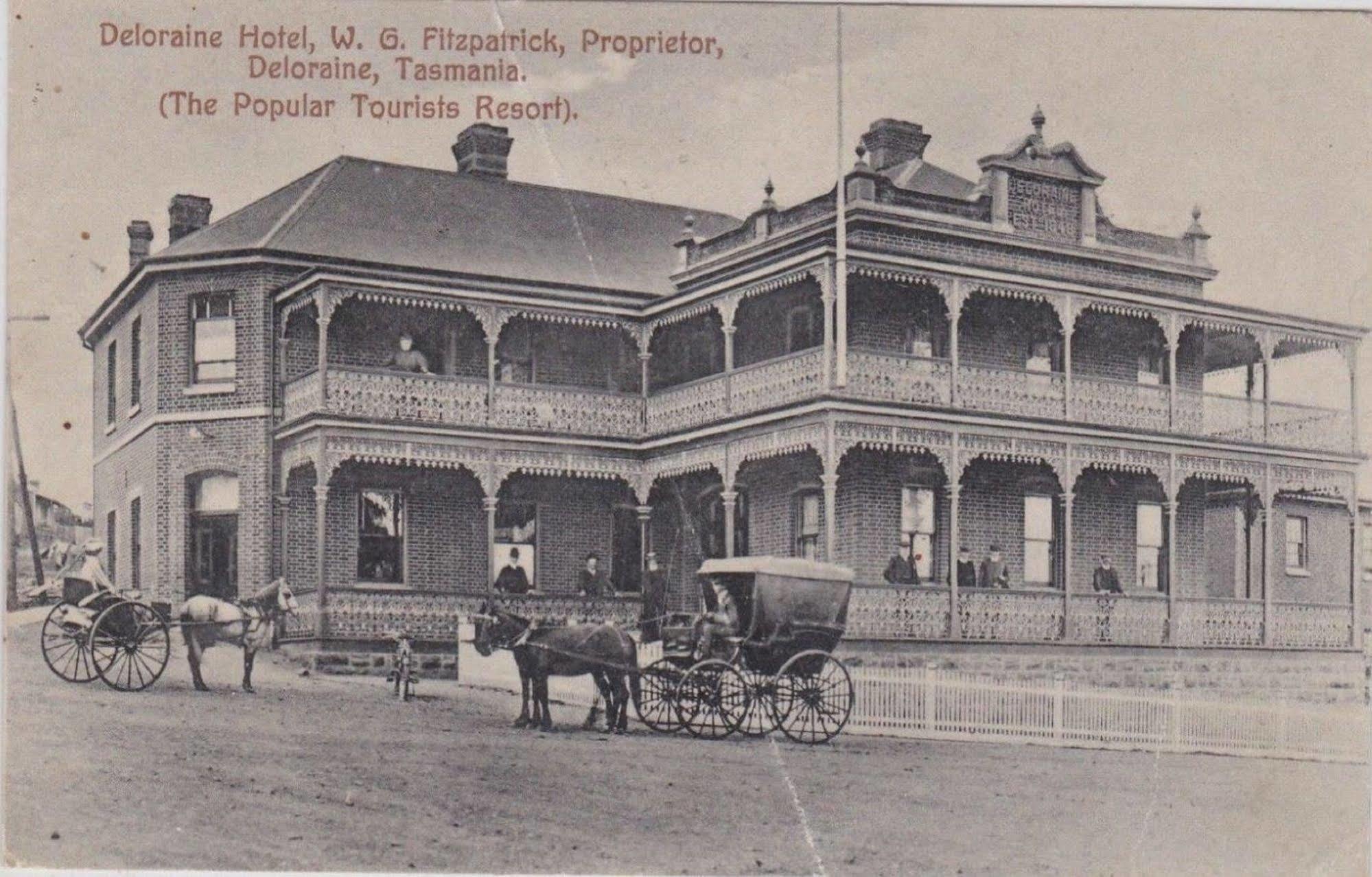 Deloraine Hotel Extérieur photo